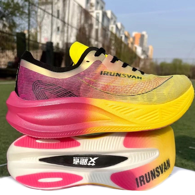 IRUNSVAN ナイロンカーボンプレートプロフェッショナル - Carbon Plate Marathon Racing Shoes のレビューと価格