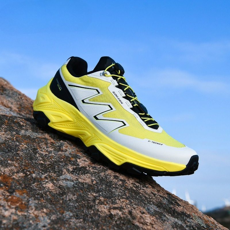 最新トレンドのウォーキングシューズ メンズ 滑り止め ランニ - Anti Slip Trail Running Sneakers のレビューと価格
